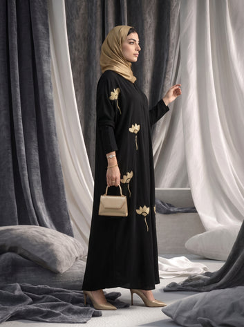 signature embroidery Abaya
