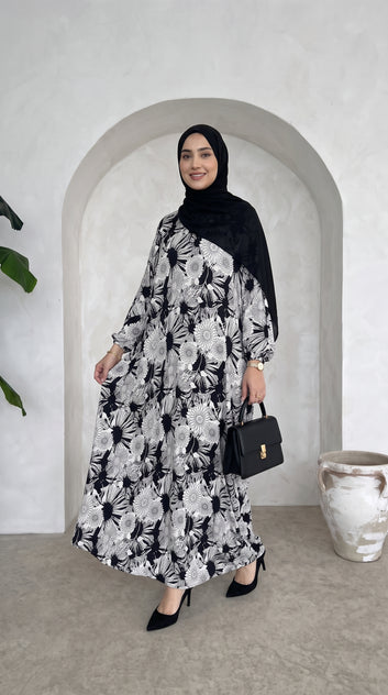 Ink Swirl Abaya